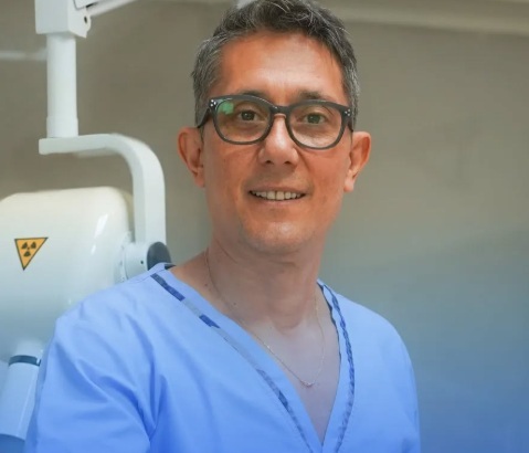 Equipo dental de alta precisión para rehabilitación oral y cirugía